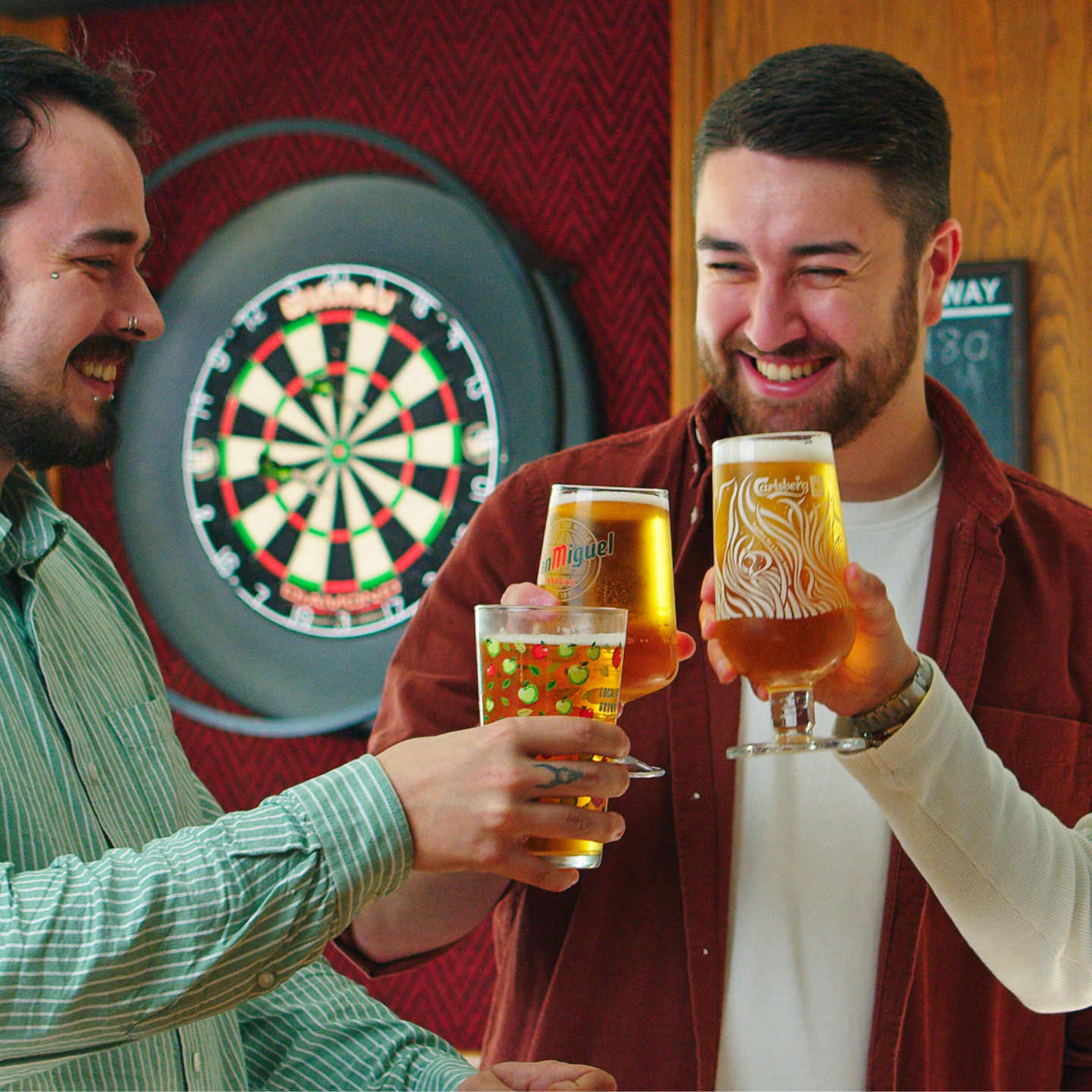 Raise a glass This Father's Day at The White Hart Inn in Aston on Trent!